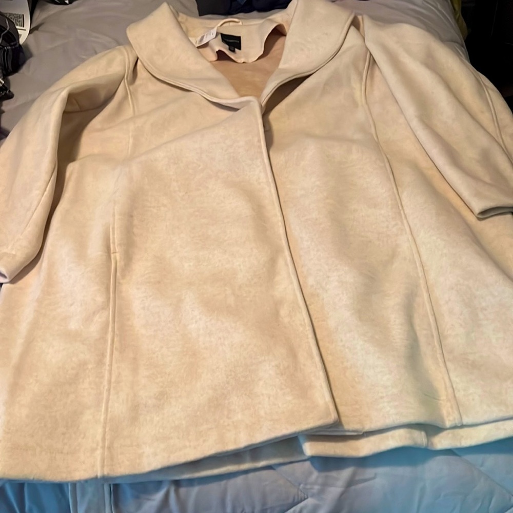 BEAUTIFUL PLUS SIZE 22/24 Coat